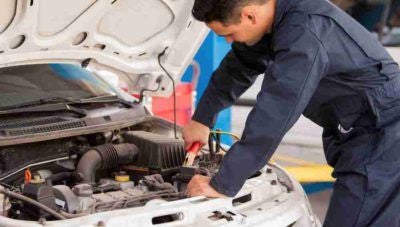 A Beginner’s Guide On How to Jump Start Car