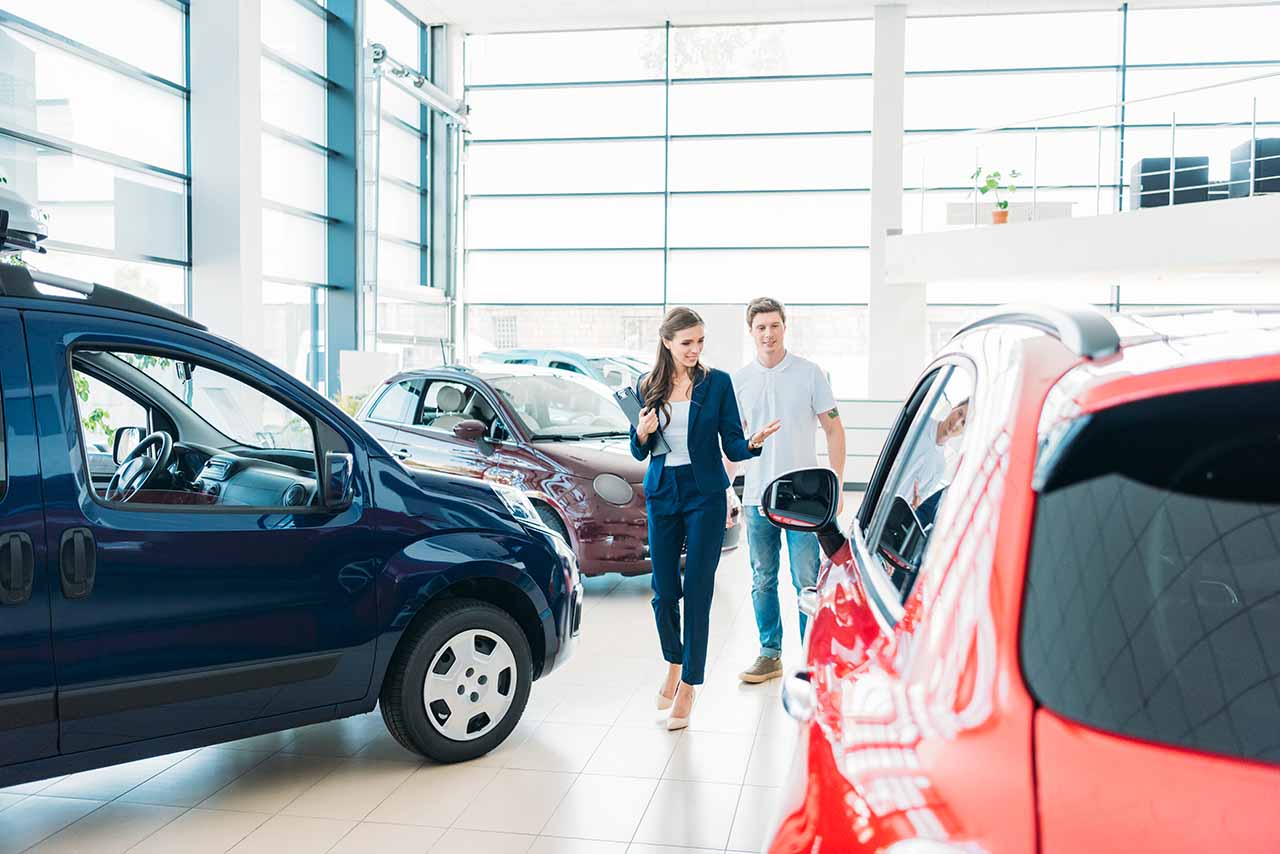 Should I buy extended warranty for used cars from my OEM dealership | Cars24