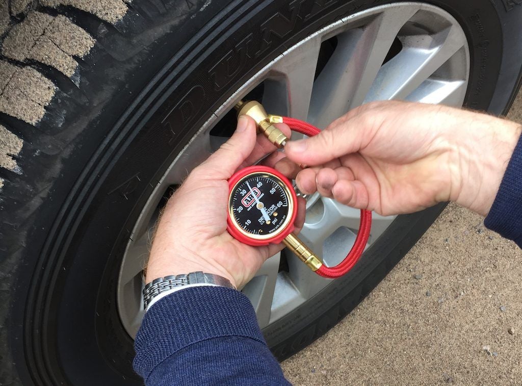 What’s Your Car’s Tyre Size & It’s Recommended Tyre Pressure In India?