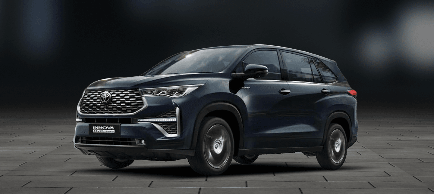 Toyota-Innova Hycross
