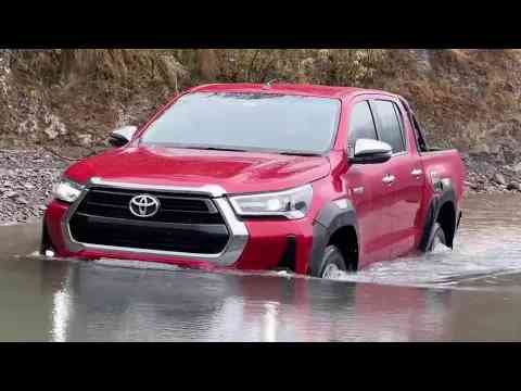 Toyota Hilux High Automatic 2023- 38 lakh | Real-life review