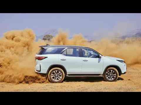 Toyota Fortuner Legender 4x2 AT - Detailed Drive Review