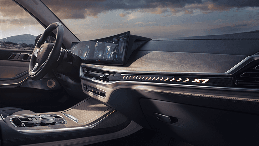 BMW X7 Interior Image