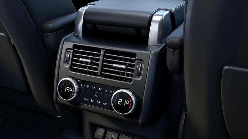 Land Rover Discovery Interior Image