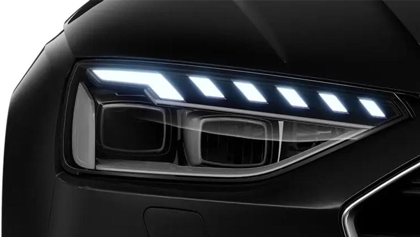 Audi A4 Exterior image 2