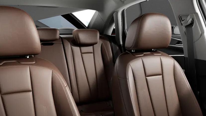 Audi A4 Interior image 6