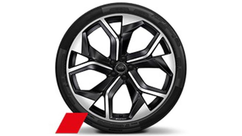 Audi RS Q8 Exterior image 14