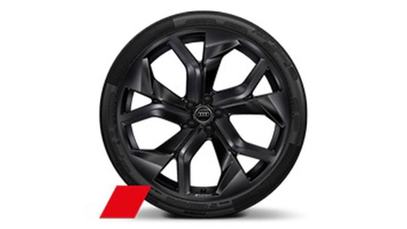 Audi RS Q8 Exterior image 12