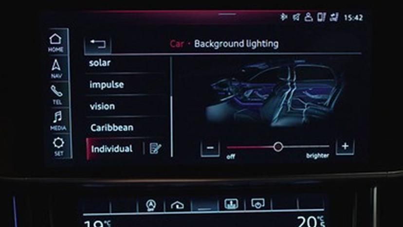 Audi RS Q8 Interior image 3