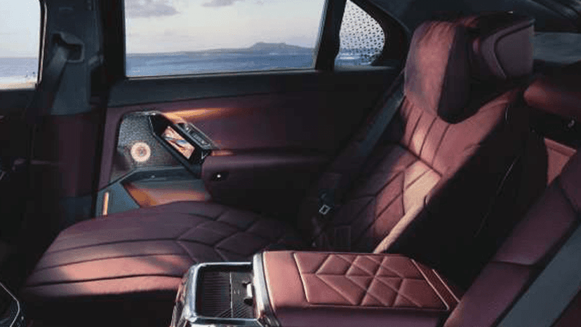BMW 7 Series Interior image 7