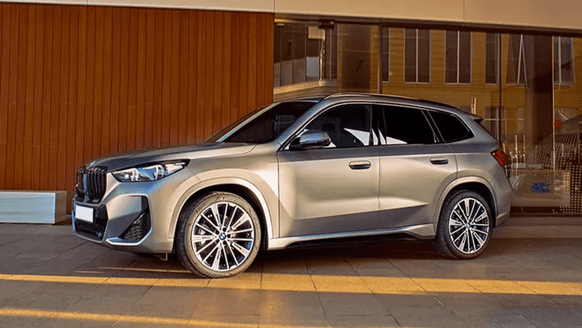BMW X1 Exterior image 4