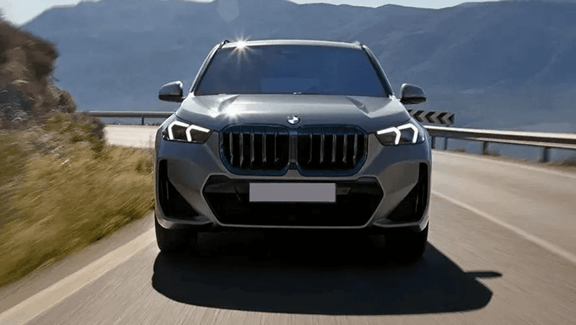 BMW X1 Exterior image 2