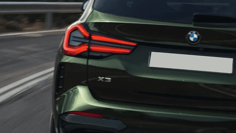 BMW X3 2023-2024 Exterior image 12