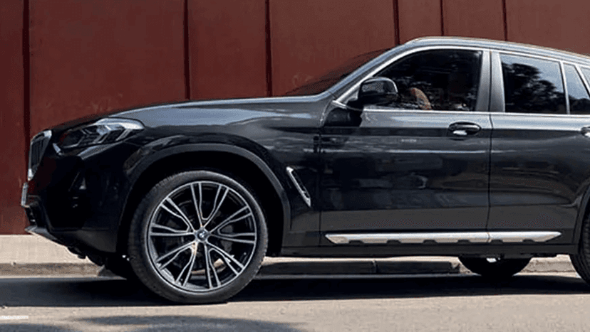 BMW X3 2023-2024 Exterior image 14