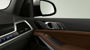BMW X7Interior image
