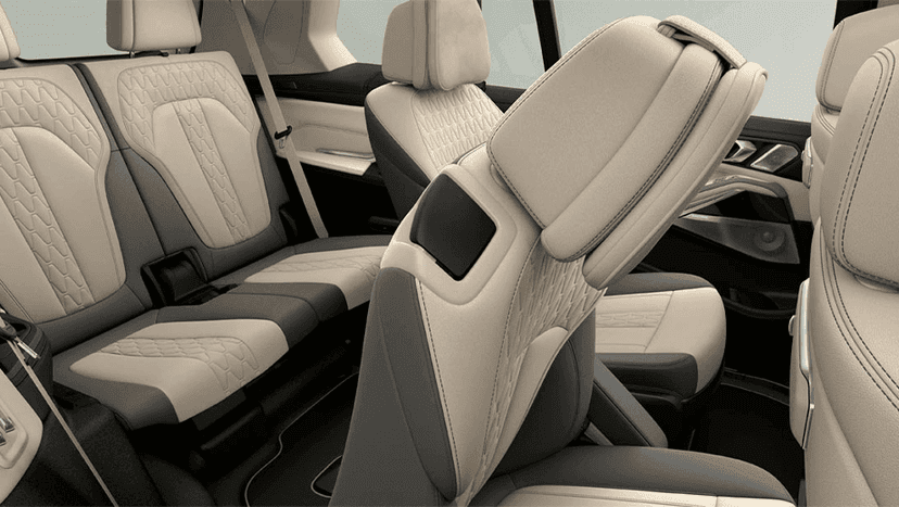 BMW X7 Interior image 8