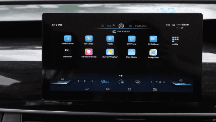 BYD E6 Interior image 5