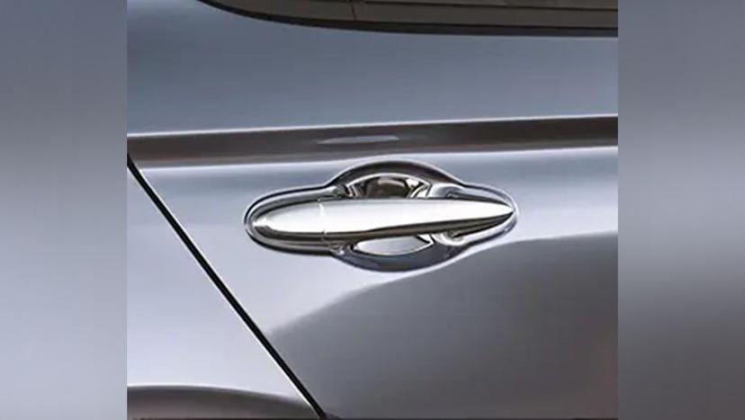 Honda City Hybrid Exterior image 6