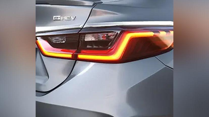 Honda City Hybrid Exterior image 4