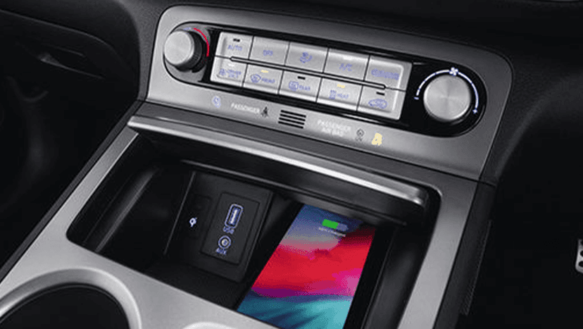 Hyundai Kona Electric Interior image 11