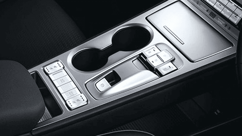 Hyundai Kona Electric Interior image 7