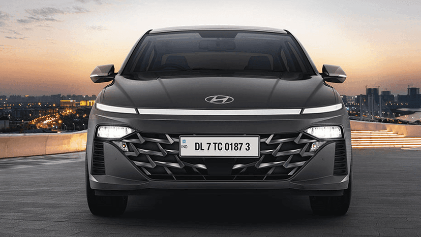 Hyundai Verna Exterior image 7