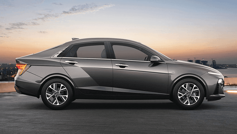Hyundai Verna Exterior image 8