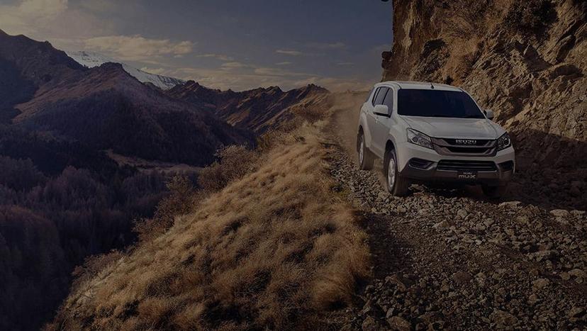 Isuzu MU-X Exterior image 10
