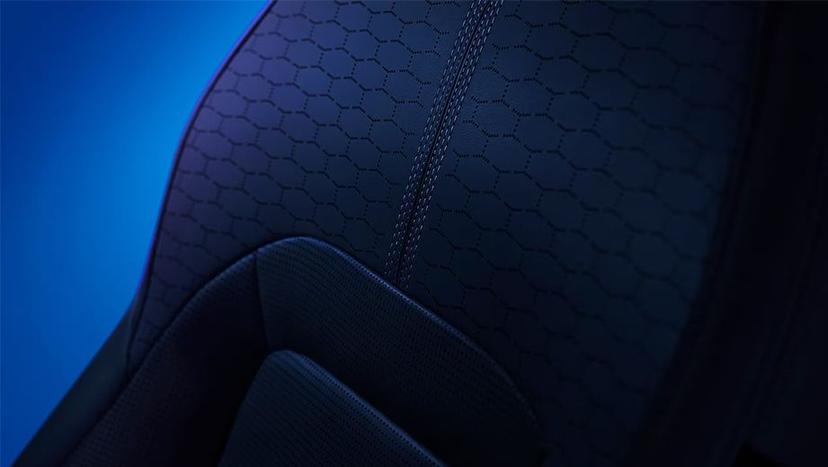 Jaguar XF Interior image 11