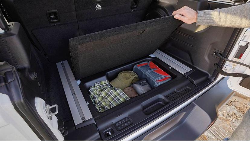 Jeep Wrangler 2021-2023 Interior image 2