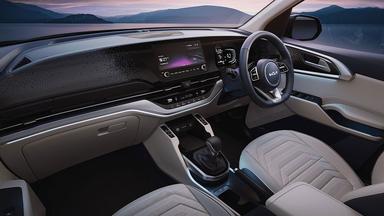 Kia CarensInterior image