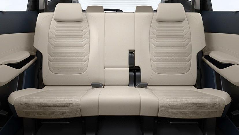 Kia Carens Interior image 5
