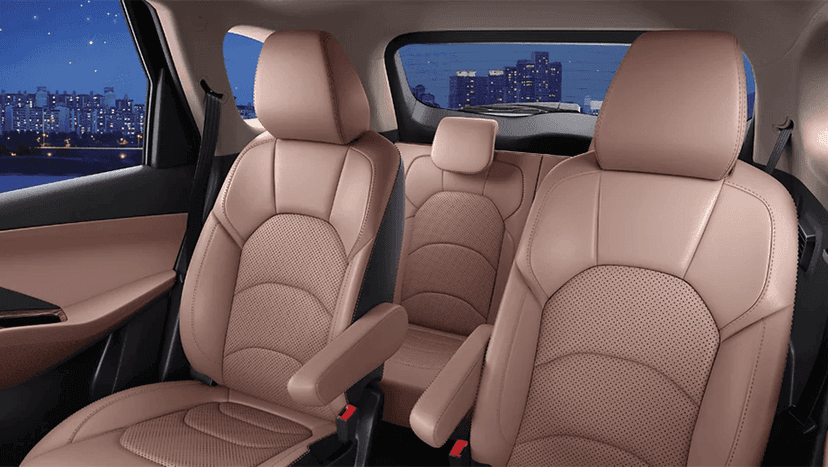 MG Hector Plus Interior image 3