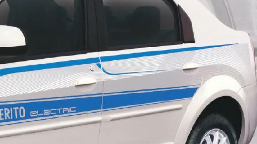 Mahindra E Verito Exterior image 2
