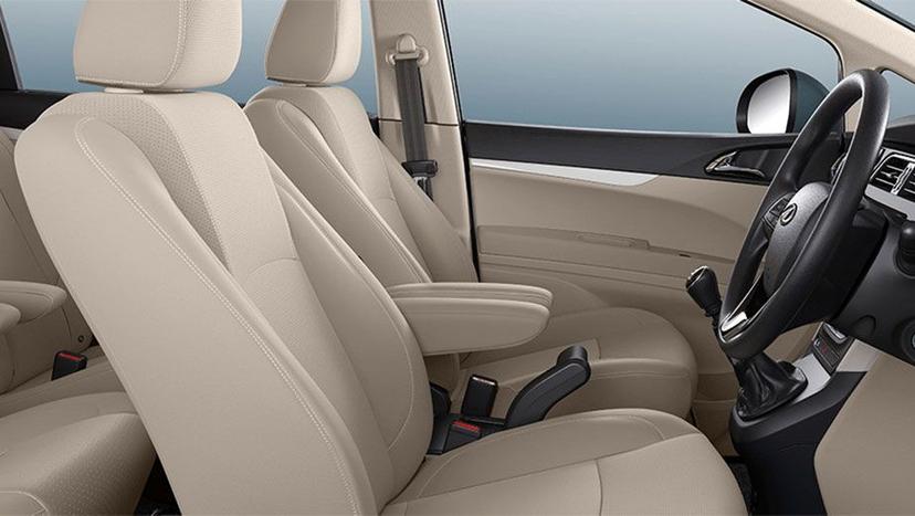 Mahindra Marazzo Interior image 6
