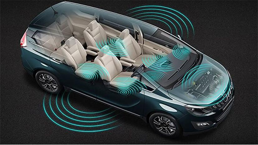 Mahindra Marazzo Interior image 3