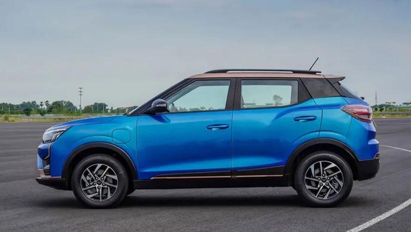 Mahindra XUV400 EV Exterior image 10