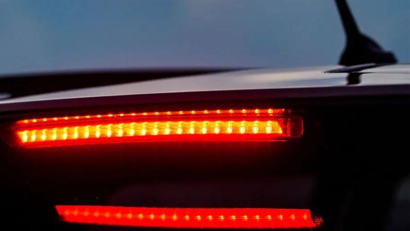 Mahindra XUV400 EV Exterior image 3