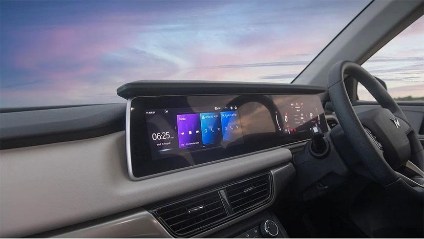 Mahindra XUV700 Interior image 7