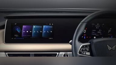 Mahindra XUV700Interior image