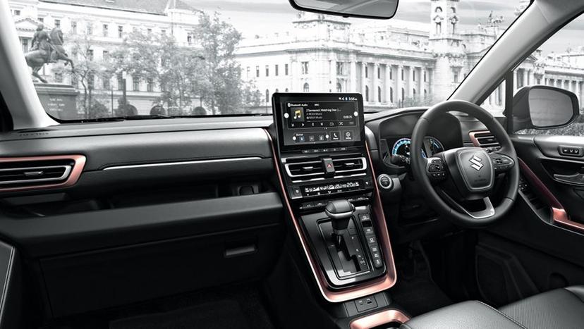 Maruti Suzuki Invicto Interior image 7