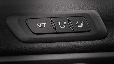 Maruti Suzuki InvictoInterior image