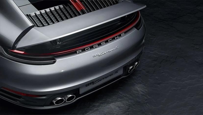 Porsche 911 Exterior image 16