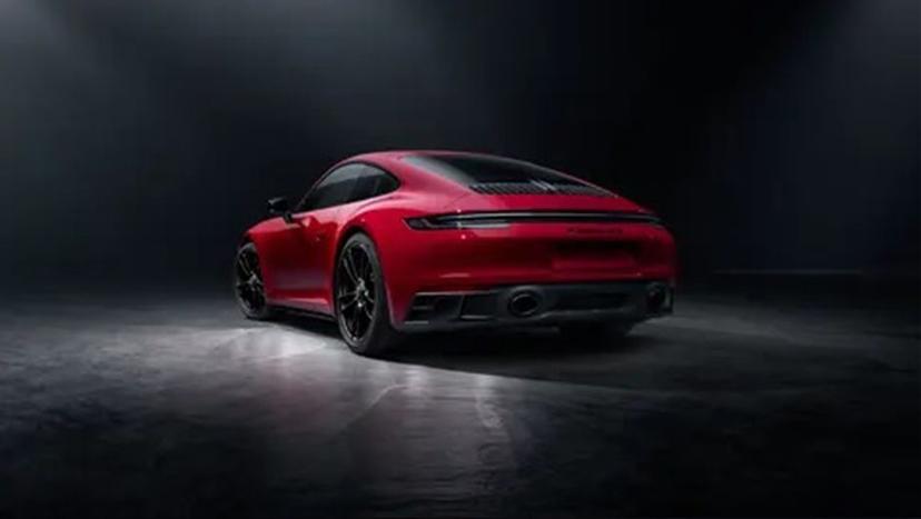 Porsche 911 Exterior image 10