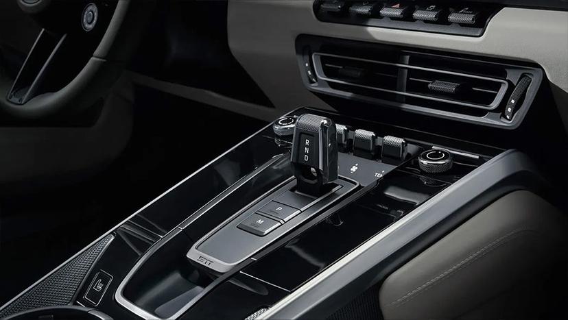 Porsche 911 Interior image 21