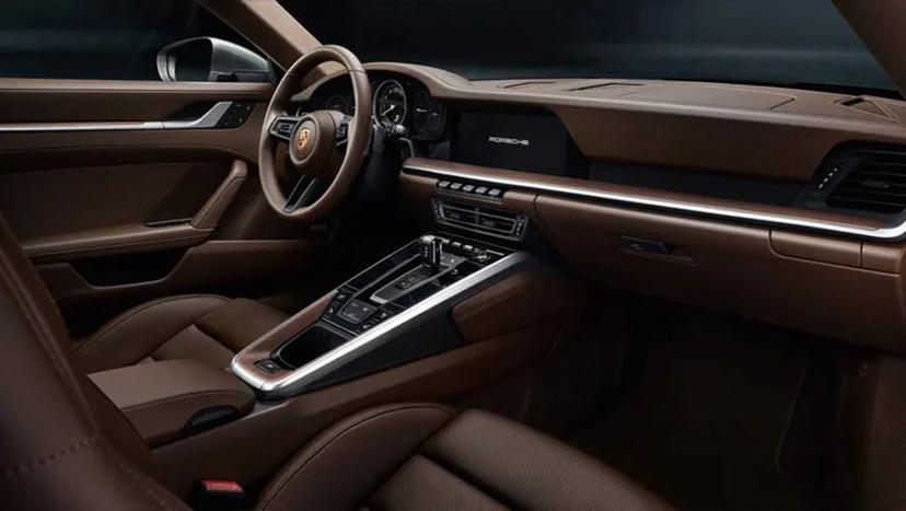 Porsche 911 Interior image 20