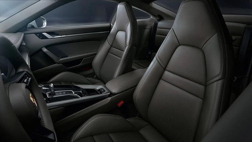 Porsche 911 Interior image 19