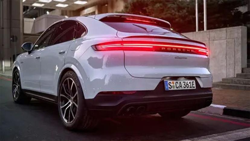 Porsche Cayenne Coupe Exterior image 9