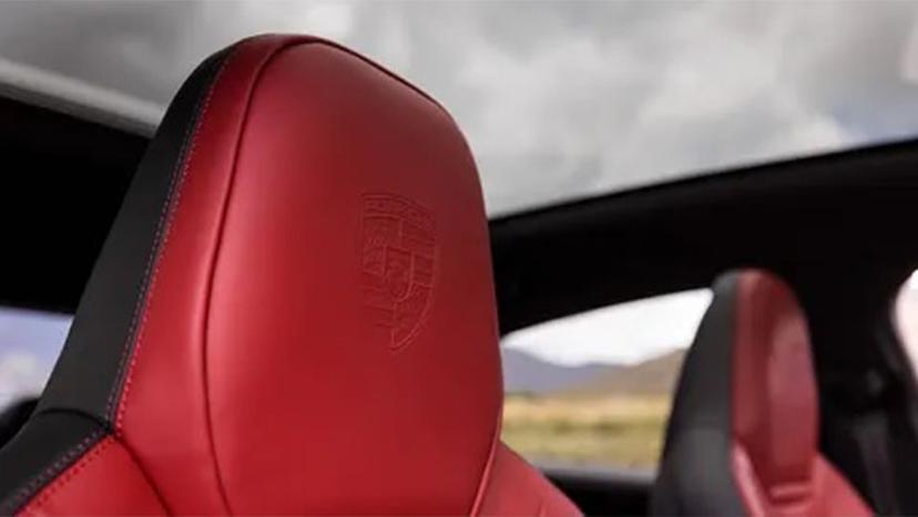 Porsche Cayenne Coupe Interior image 3
