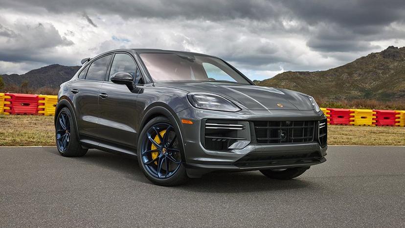 Porsche Cayenne Exterior image 5